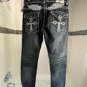 Premium jeans by Revejeans co.